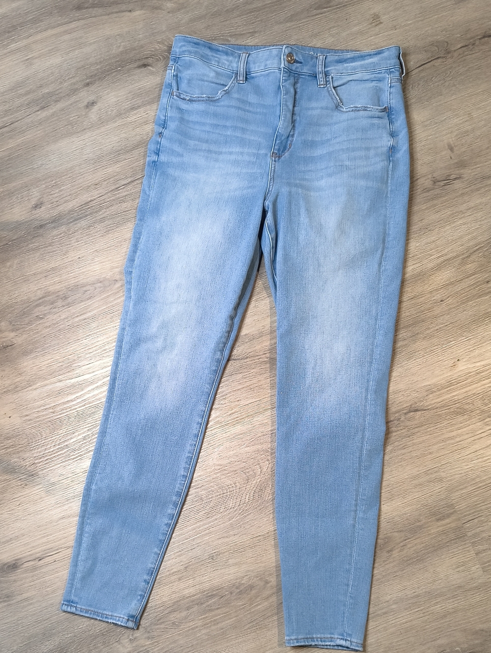S1184 Super High Rise Jegging Distressed w/28.5" American Eagle Women's SIze 12